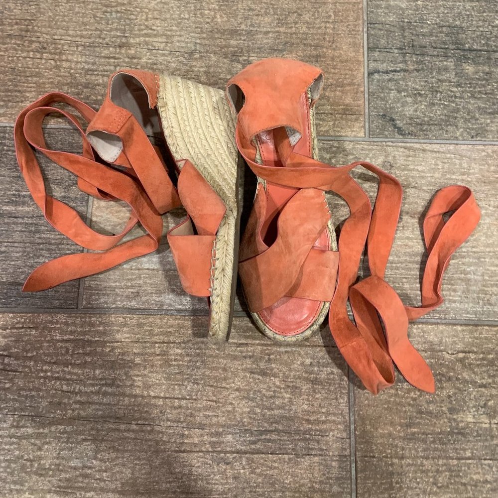 Vince Camuto Coral Wedges, Size 8